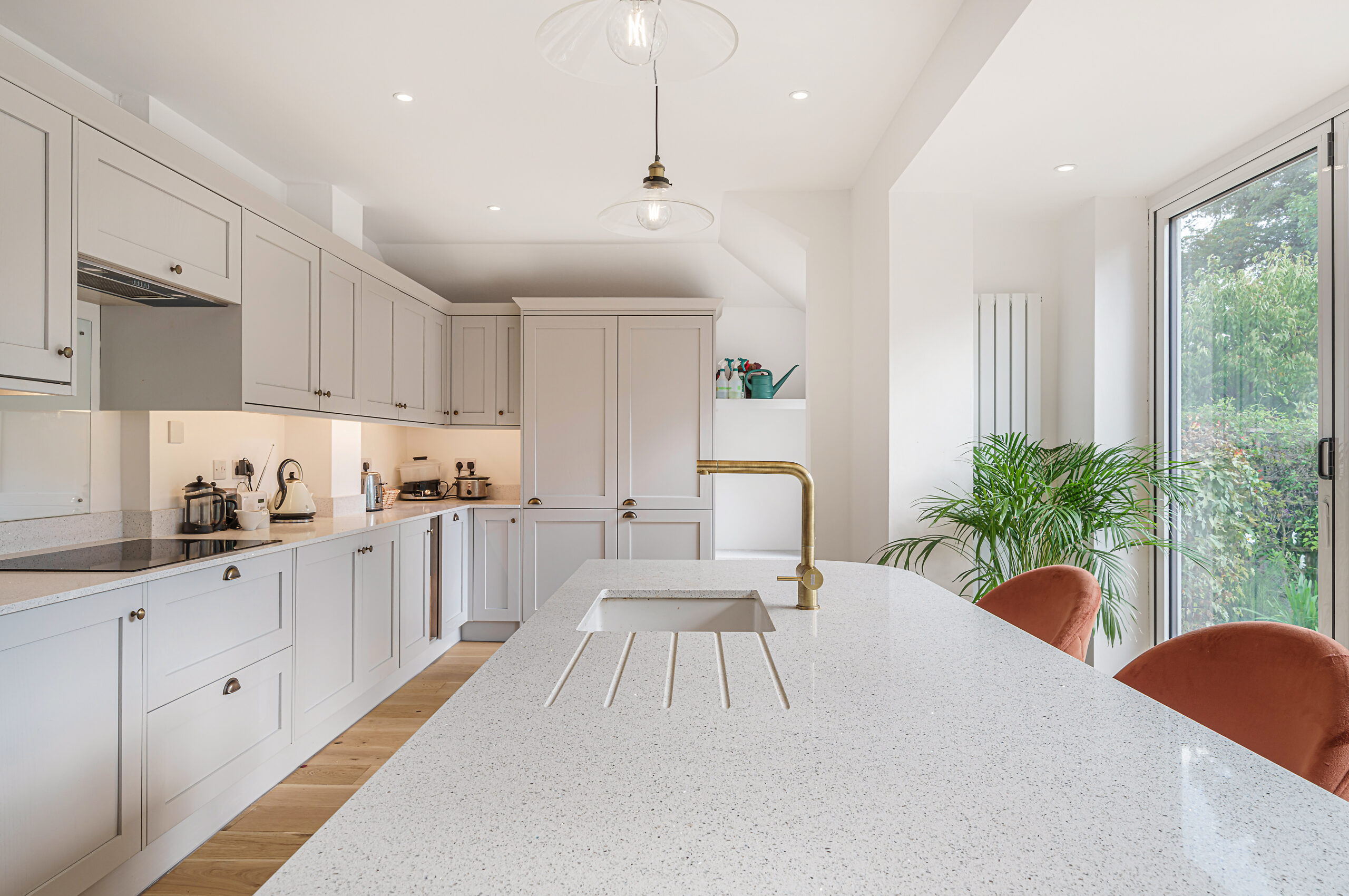 Kitchen Fitters & Renovations in Bromley 1 Frontline Contrusction Kitchen Fitting Service Bromley